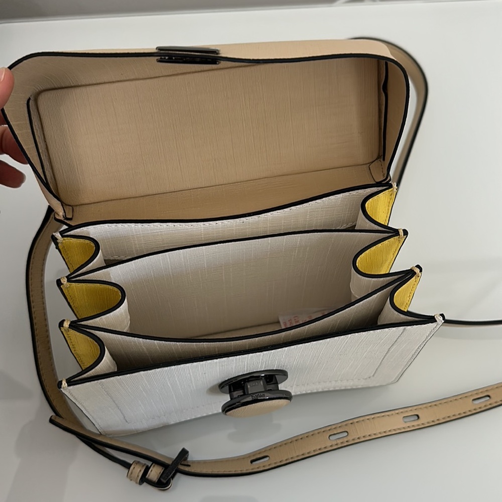 Excellent condition - Picture 3 of 5